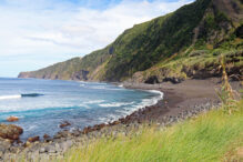 Schwarzer Sandstrand Faial