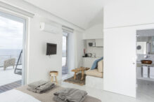 White Exclusive Suites & Villas Junior Suite