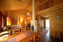 Lapinkylä Salla Wohnraum