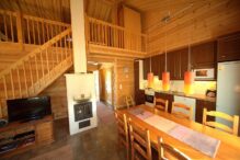 Lapinkylä Salla Wohnraum