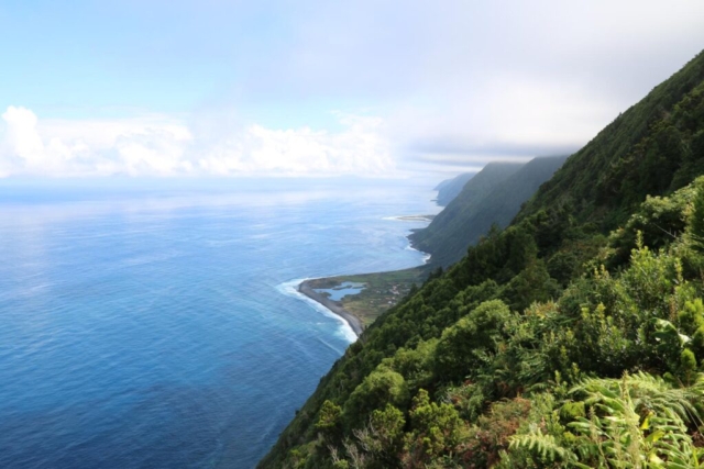São Jorge, a ilha das fajãs São Jorge, a ilha das fajãs